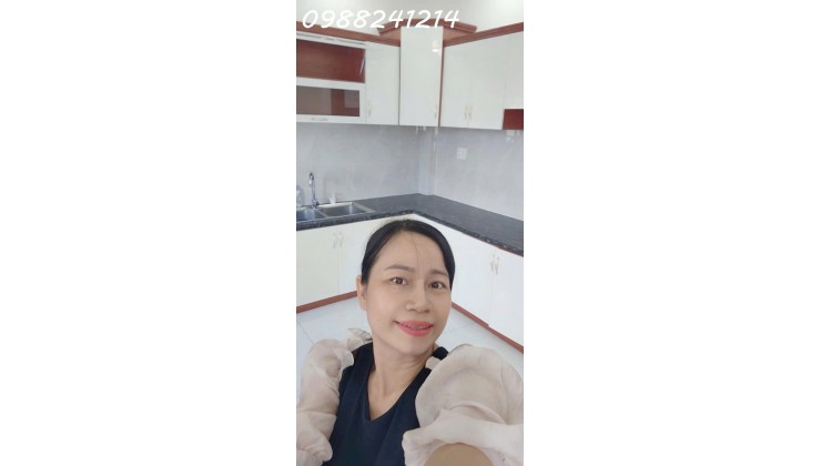(Hot quá hot)
Chỉ 5 tỷ xx, mặt tiền kinh doanh nhà lầu 3 tầng 85m2 tại Nguyễn Thị Khắp, Tân Đông Hiệp, TP Dĩ An, Bình Dương