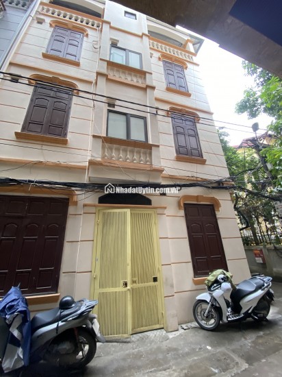 Chủ nhà mót tiền cần bán gấp nhà lô góc 2 mặt thoáng, oto vào tận nhà phố Vương Thừa Vũ