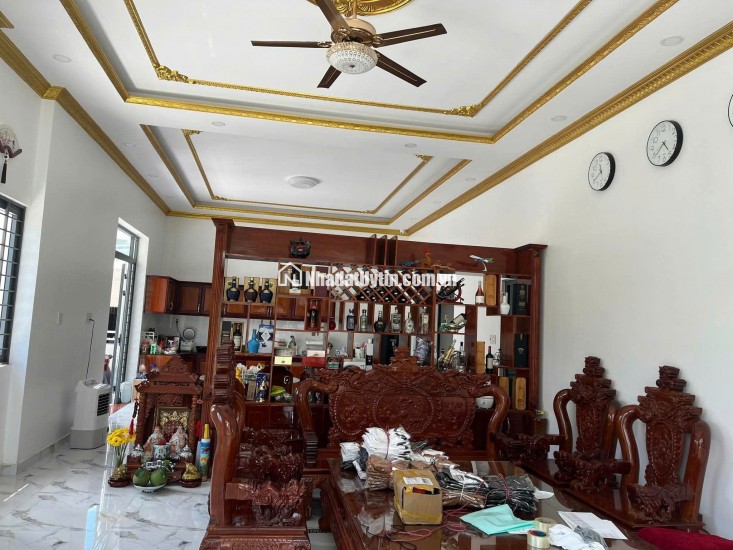 Chính chủ bán căn biệt thự và xưởng may Tại Trung Hòa, Chợ Gạo