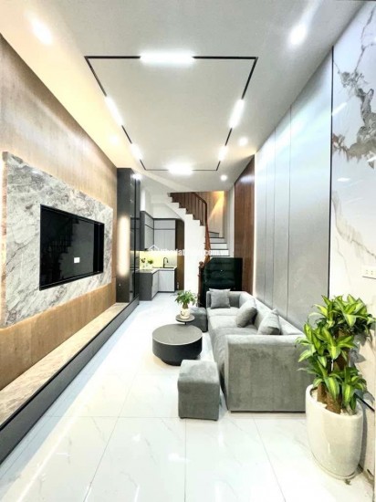 BÁN NHÀ MẶT NGÕ THÔNG, KINH DOANH, Ô TÔ QUA, ĐỐNG ĐA.
DT 30m2, 5 Tầng - GIÁ: 8,15 Tỷ
SỔ ĐỎ VUÔNG ĐẸP.