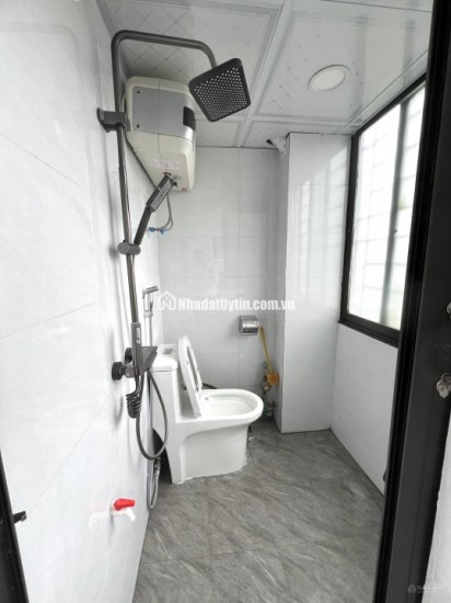 Chính chủ bán căn CC mini Đường Đại Linh, 1,38 tỷ, 35 m2,thang máy, hầm để xe, full tiện ích
