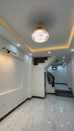 NHÀ ĐẸP PHÂN LÔ - OTO ĐỖ CON ĐỖ CỬA - CHẠY VÒNG QUANH - 50M RA ĐƯỜNG OTO TRÁNH - AN SINH TỐT - TIỀM NĂNG ĐẦU TƯ SINH LỜI CAO