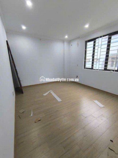 NHÀ ĐẸP Ở NGAY TỰU LIỆT, THANH TRÌ, Ô TÔ, 51m2, 6 TẦNG, MT 6.5, GIÁ 8.5 TỶ