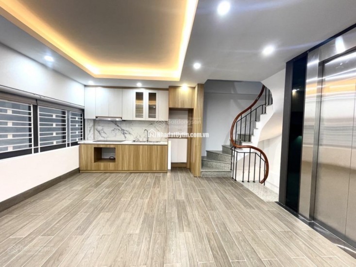 Bán Nhà Thái Hà 36m x 7 tầng nhà mới đẹp, Ngõ oto đỗ sát cửa, Thang máy mới tinh, Thoáng mát