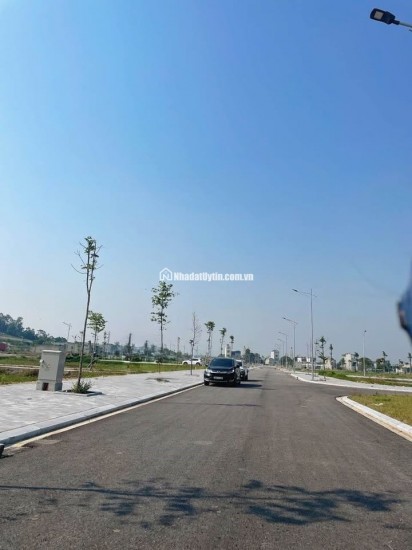 Lô đất cực kỳ thích hợp để đầu tư,kinh doanh. Em còn mấy lô giá cực ưu đãi tại Phường Rừng Thông,TP.Thanh Hóa