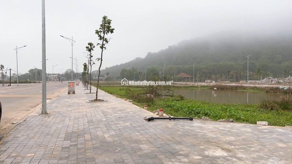 Lô đất cực kỳ thích hợp để đầu tư,kinh doanh. Em còn mấy lô giá cực ưu đãi tại Phường Rừng Thông,TP.Thanh Hóa