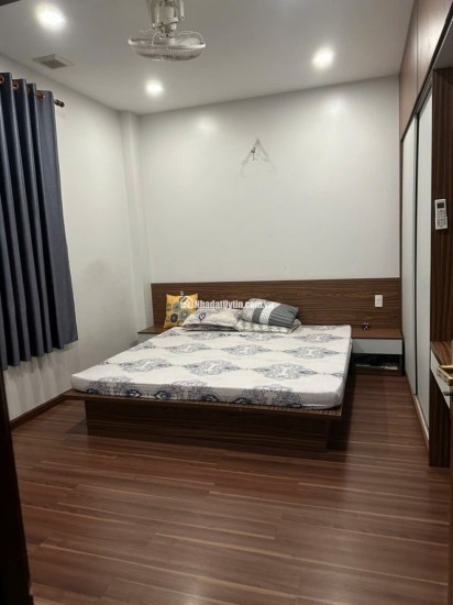 Bán nhà mặt phố Thủ Đức, 75m2, 3 tầng, 7.2 tỷ, sổ hồng