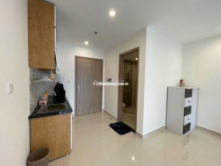 Cần bán căn hộ studio tầng cao, view đẹp Vinhomes Grand Park !