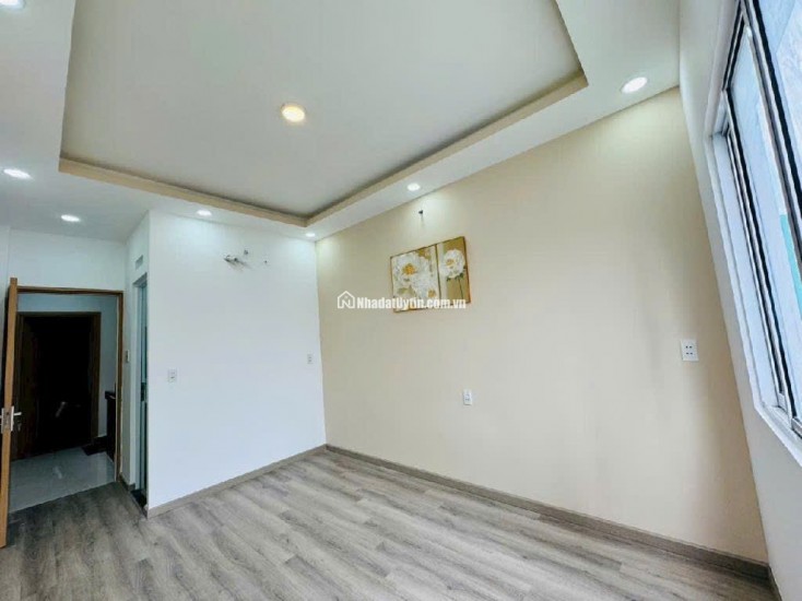Bán nhà 4 Tầng 41m2 ngỗ Dương Bá Trạc Quận 8 5.6 tỷ - sổ hồng chính chủ