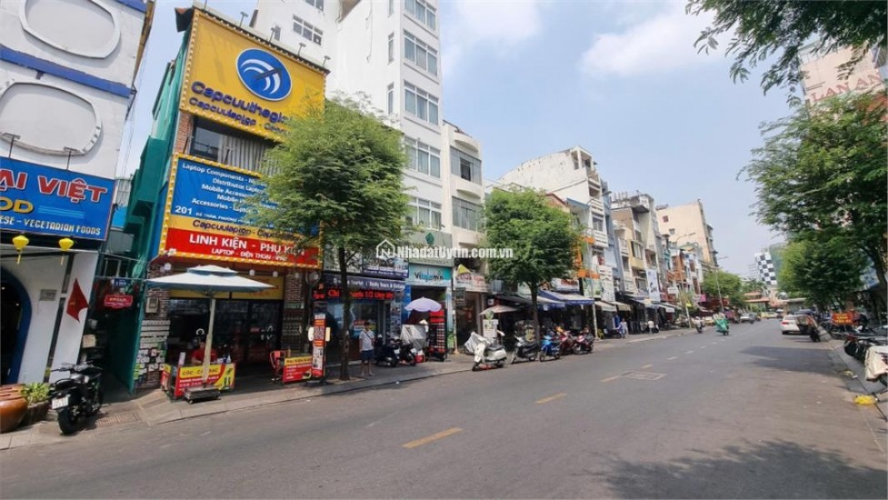 BÁN NHÀ 2 MẶT TIỀN NGAY NGÃ TƯ ĐỀ THÁM – BÙI VIỆN, QUẬN 1 – 50M² – GIÁ 36 TỶ