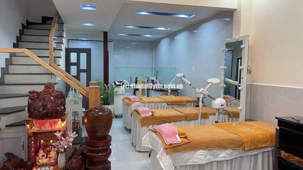 NHÀ ĐẸP - VỪA Ở VỪA KINH DOANH - CÁCH MẶT TIỀN 30M - 41M - 2 TẦNG - CHỈ NHỈNH 4 TỶ - THÍCH QUẢNG ĐỨC - PHÚ NHUẬN
