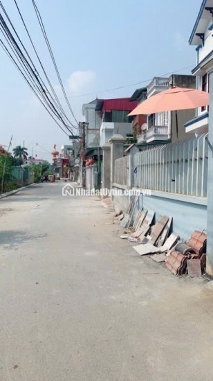 CẦN BÁN GẤP Đất Vân Trì, Đông Anh, ô tô tránh, tiện ích tuyệt vời, 69 m2, nhỉnh 4 tỷ