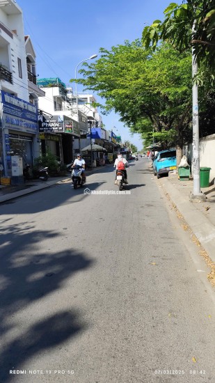 Bán đất 100m2  thổ cư sổ hồng, chỉ 7,8 tỷ tại F16, Q8, TP.HCM.