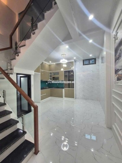 BÁN NHÀ  PHẠM VĂN ĐỒNG,  KINH DOANH SẦM UẤT DÒNG TIỀN TỐT 56M2. 11.5TY. VÕ CHÍ CÔNG,PHẠM VĂN ĐỒNG, NGUYỄN HOÀNG TÔN, TRẦN CUNG, CỔ NHUẾ
