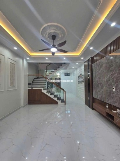 BÁN NHÀ  PHẠM VĂN ĐỒNG,  KINH DOANH SẦM UẤT DÒNG TIỀN TỐT 56M2. 11.5TY. VÕ CHÍ CÔNG,PHẠM VĂN ĐỒNG, NGUYỄN HOÀNG TÔN, TRẦN CUNG, CỔ NHUẾ