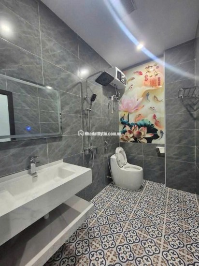 BÁN NHÀ  PHẠM VĂN ĐỒNG,  KINH DOANH SẦM UẤT DÒNG TIỀN TỐT 56M2. 11.5TY. VÕ CHÍ CÔNG,PHẠM VĂN ĐỒNG, NGUYỄN HOÀNG TÔN, TRẦN CUNG, CỔ NHUẾ