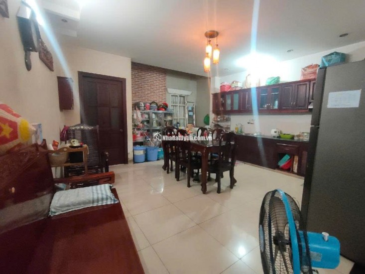 MẶT TIỀN KINH DOANH ĐHT 2 QUẬN 12- DT TO 203 M2 NGANG LỚN 7,6M CHỈ HƠN 60TR MÉT VUÔNG 13 TỶ TL