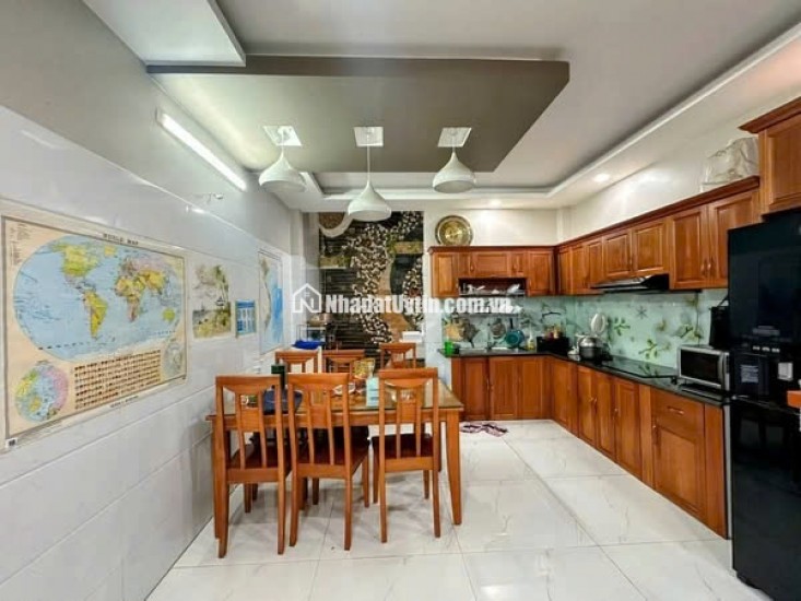 Nhà Tân Phú, hẻm 6m Thoại Ngọc Hầu, gần UBND Quận