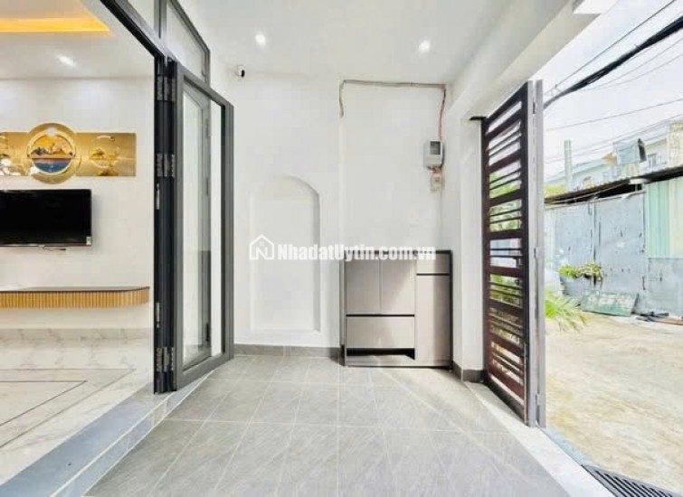 Nhà 2 tầng Phạm Văn Chiêu, Gò Vấp
