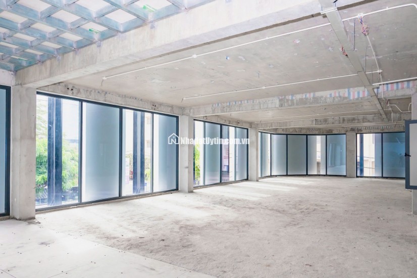 Cho thuê tòa nhà 2MT Đặng Thai Mai-Trương Hán Siêu, 6 tầng, Ngay sát Lotte Mart, Phan Thiết, DTSD 1.465m²