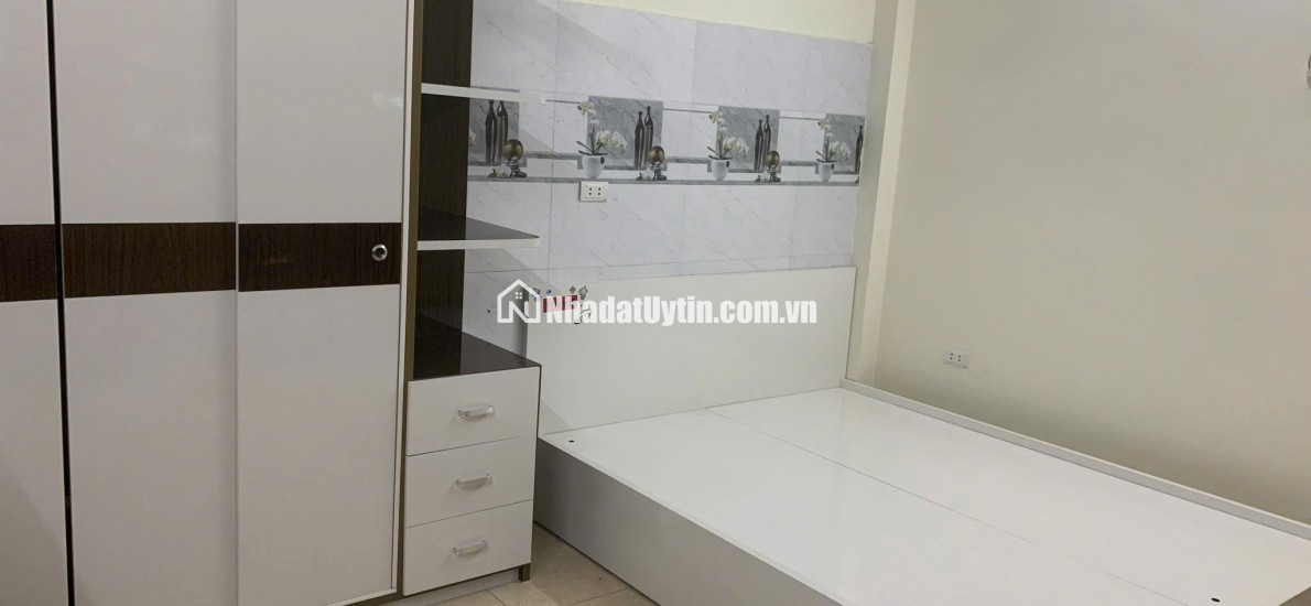 Nhà riêng tại Đường Phúc Lợi, Phường Phúc Lợi, Long Biên, Hà Nội có thiết kế hiện đại và đầy đủ nội thất, Diện tích sử dụng 33m² với 4 tầng,