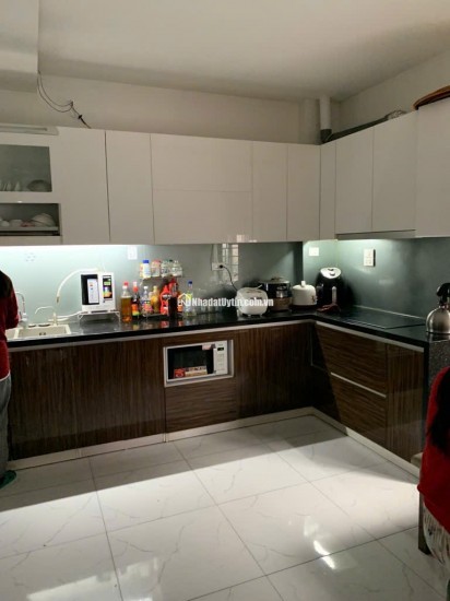 MÌNH CẦN BÁN NHÀ Ở HÀ ĐÔNG-7 Tầng, 5PN. giá 21.8 tỷ