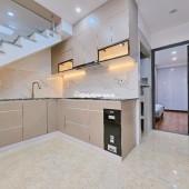 CHDV 5 Tầng - Oto đậu cửa - Dòng tiền 300tr/n
