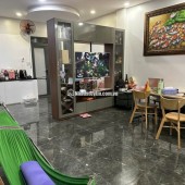 Bán nhà mặt phố Thủ Đức, 75m2, 3 tầng, 7.2 tỷ, sổ hồng