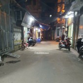 Bán nhà trung tâm Hoàng Mai. Diện tích 56m2, mặt tiền 5m, giá hơn 8 tỷ