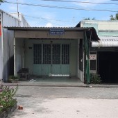 Cần bán gấp nhà và nhà tại chợ Vị Trung, huyện Vị Thuỷ, tỉnh Hậu Giang (có 83m thổ cư). Giá: 1tỷ