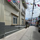 GẤP BÁN NHÀ TÂN THUẬN ĐÔNG QUẬN 7 , 3 TẦNG , 3 PHÒNG NGỦ , CHỈ 4,2 TỶ, NHÀ MỚI VÀO Ở NGAY