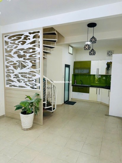 Bán Nhà HXH Đường Cách Mạng Tháng Tám, Phường 12, Quận 10. Diện tích 3.8m x 9m, Giá 6.1 Tỷ