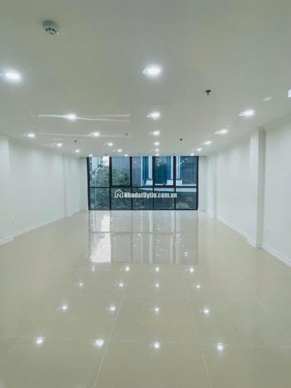 Siêu mặt phố Hồ Tùng Mậu-Cầu Giấy 70m2 8tầng thang máy, vỉa hè cực rộng 8m nhà đẹp kinh doanh đa hệ