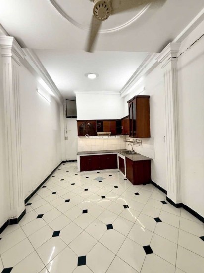 BÁN NHÀ 5 TẦNG, 189M2, LÊ VĂN SỸ, TÂN BÌNH - GIÁ HỜI  9.8 TỶ - SỔ HỒNG CHÍNH CHỦ