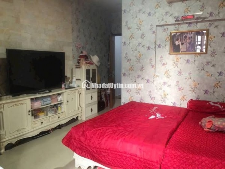 QUẬN 7  - NHÀ 4 TẦNG MỚI - MẶT TIỀN ĐƯỜNG SỐ - KDC HIỆN HỮU - ÔTÔ NGŨ TRONG NHÀ - CHỈ 9.9 ĐỒNG