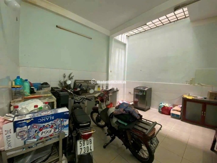 Bán Nhà HXH Đường Lê Văn Quới, P. Bình Trị Đông, Q. Bình Tân - 4.3x22m - 5.9 Tỷ