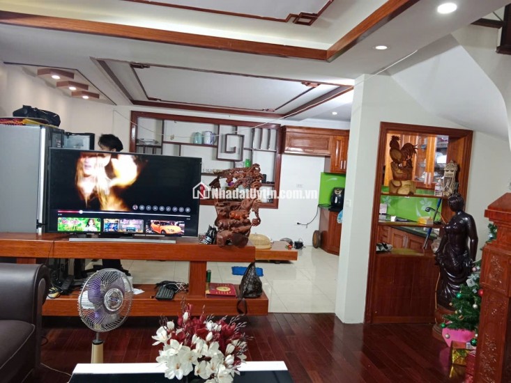 BÁN NHÀ PHỐ LỤA – 70M² – 5 TẦNG – MẶT TIỀN 6M – GIÁ 17.X TỶ MẶT NGÕ THÔNG – KINH DOANH – Ô TÔ TRÁNH