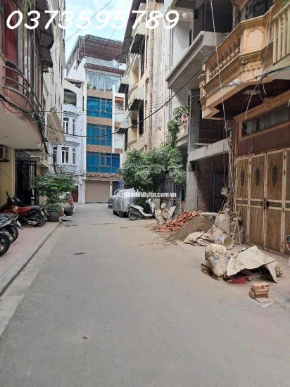 Bán nhà Lô góc Mỗ Lao, ô tô, kinh doanh, 50m, 4 tầng, full nội thất, nở hậu, chỉ 8 tỷ