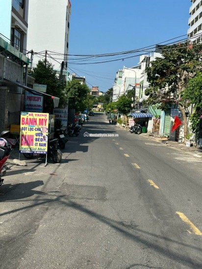 CỰC HOT! Nhà 3 Tầng Mặt Tiền K20 Sát Biển Kinh Doanh Sầm Uất Giá 4 tỷ5