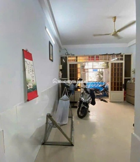 Cần bán nhà HXH đường Lê Văn Quới, P. Bình Trị Đông, Q. Bình Tân. Diện tích 4.3m x 22m, giá 5.9 tỷ.