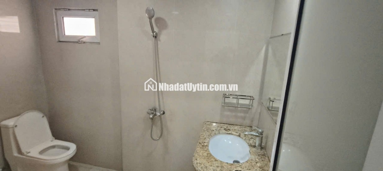 Bán nhà Hot nhất Phố trung tâm Thái Hà , Đống Đa, Hà Nội. DT 117m2 , 6T , MT 5m ,47 tỷ