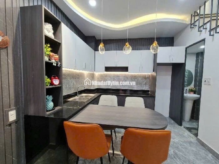 NHÀ 1 SẸC GẦN MẶT TIỀN - NGÃ 5 GÒ VẤP - MỚI ĐẸP - DỌN VÀO Ở LIỀN - QUẬN BÌNH THẠNH GIÁ 3,8 TỶ TL