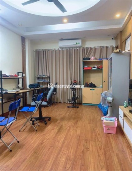 Bán nhà phố Trần Duy Hưng-Cầu Giấy – 51 m², Phân Lô, Ô Tô Tránh – 20.6 Tỷ
