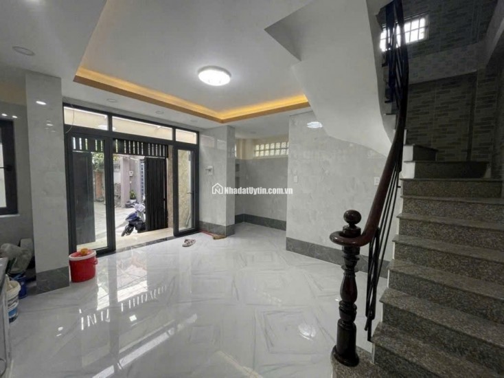 Hiếu Chính chủ bán nhà Quận 12