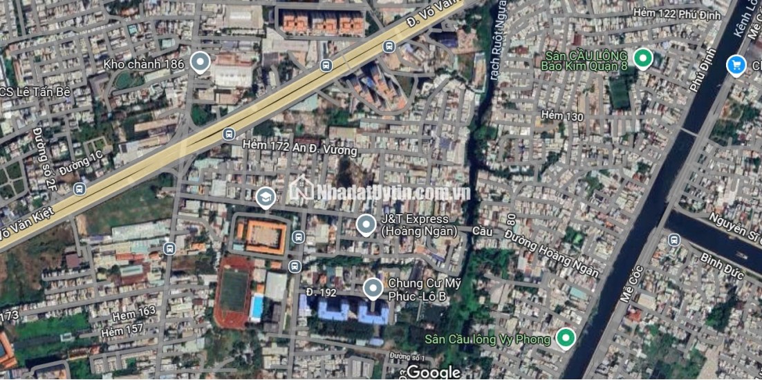 Chính chủ kẹt tiền cần ra gấp nhà Quận 8 , 242m2, thương lượng sâu