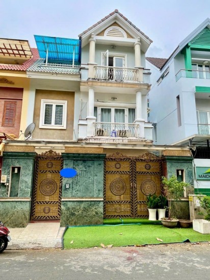 Nhà 3 Tầng Hẻm Xe Hơi, Phan Văn Trị,  Gò Vấp – Giá 17.5 Tỷ