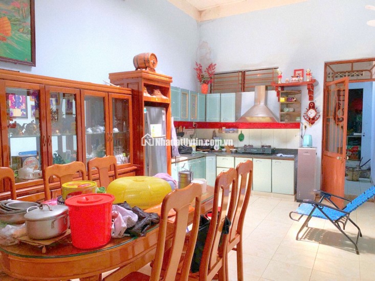 Bán nhà mặt phố tại Đường Phan Chu Trinh, Quyết Thắng, KonTum, 5,4 tỷ, 133m2
