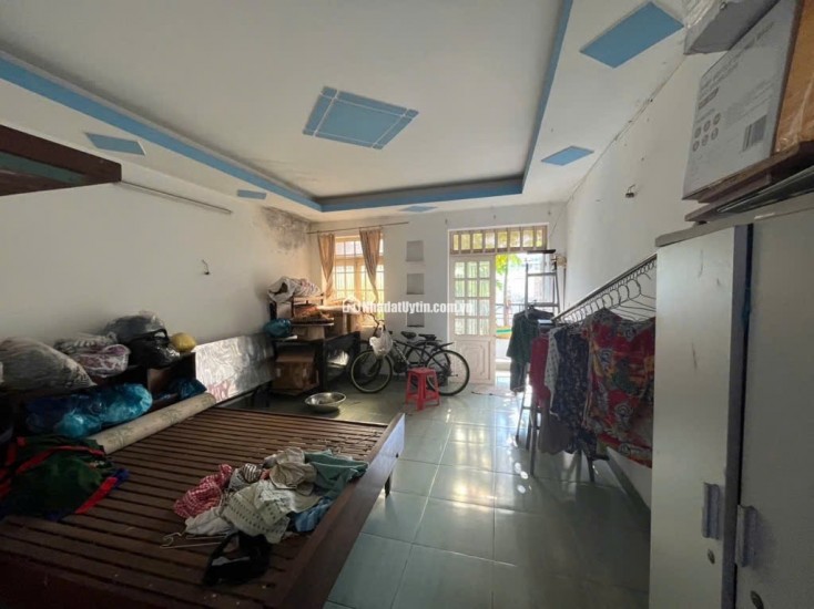 BÁN NHÀ - TRƯỜNG CHINH Q.12 – DT KHỦNG 99 M² - GIÁ CHỈ 68TR/ M² - RẺ NHẤT KHU VỰC.