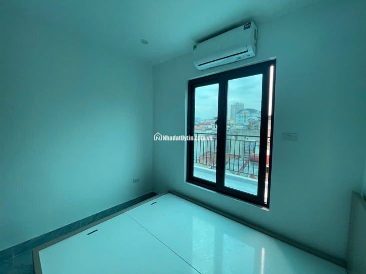 HÀNG HOT BAY NGAY - 7 TẦNG THANG MÁY XÂY MỚI - NGÕ THÔNG - TT BA ĐÌNH DÒNG