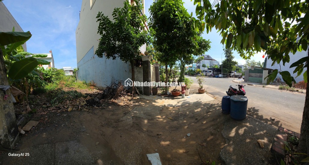 Chốt ngay lô đất đẹp Long Bình - Quận 9 SHR 102m2 Giá 5,6 tỷ